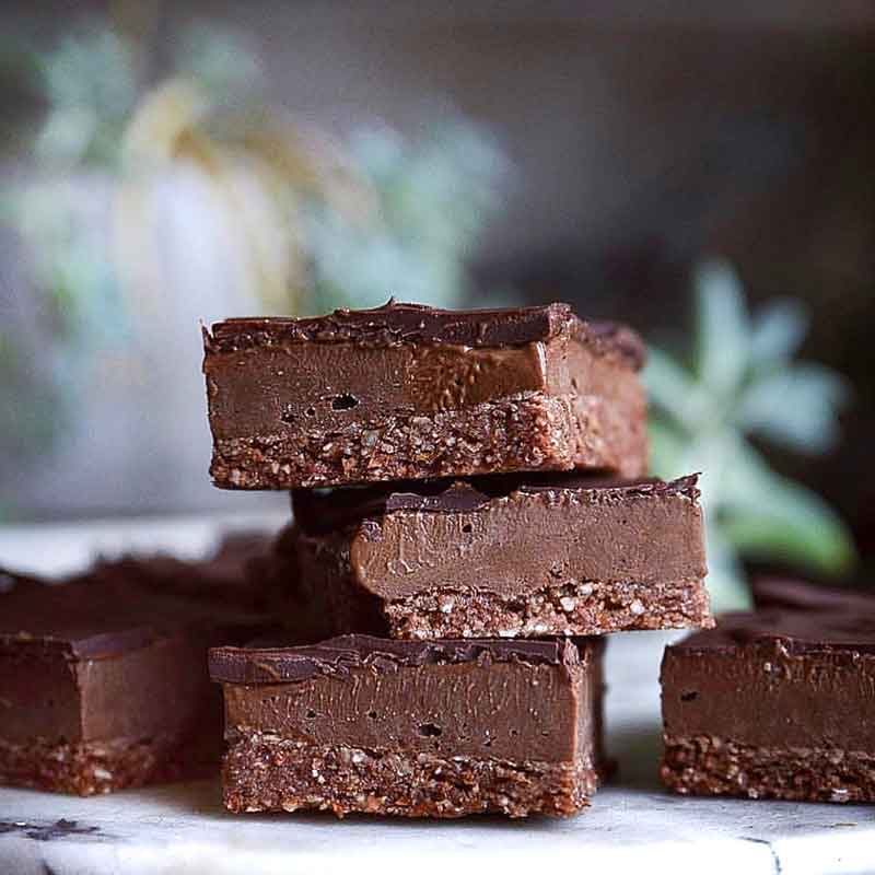 raw vegan chocolate mousse ice cream by rawspirations